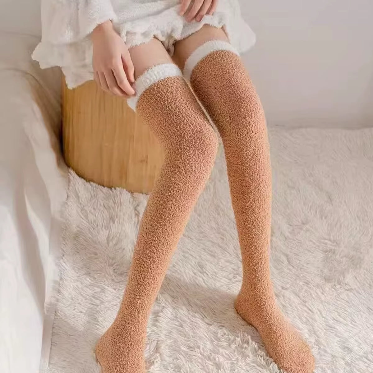 2 Pairs of Stylish Cow Spot Print Socks, Thickened Coral Fleece for Warmth, Women's Hosiery Collection
