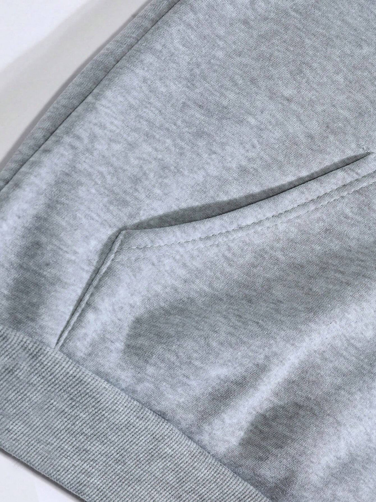 INAWLY Graphic Letter Hoodie with Kangaroo Pocket and Thermal Lining, Long Sleeve Top