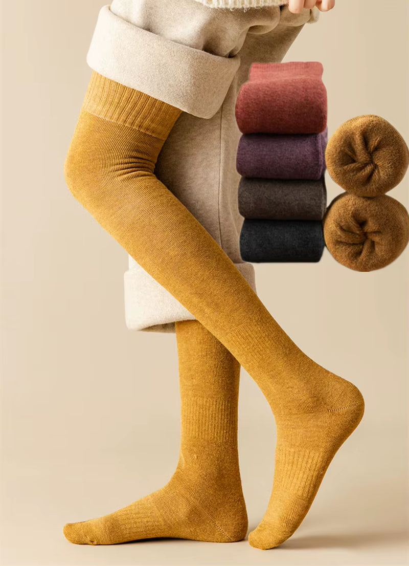 2 Pairs of Stylish Cow Spot Print Socks, Thickened Coral Fleece for Warmth, Women's Hosiery Collection